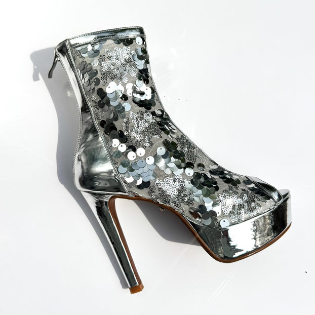 Riolux - Silver Ankle Bootie